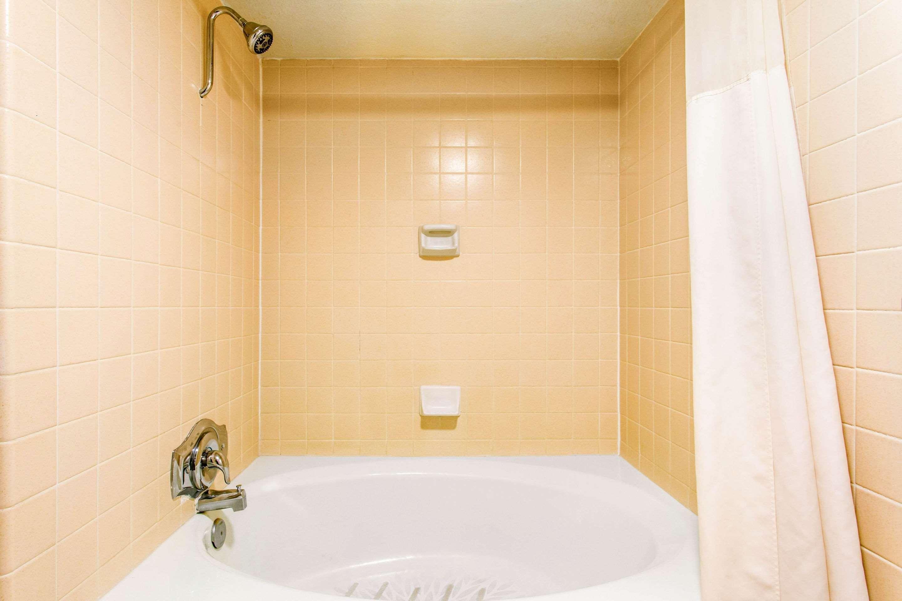 Quality Inn Stateline Wendover Exterior photo
