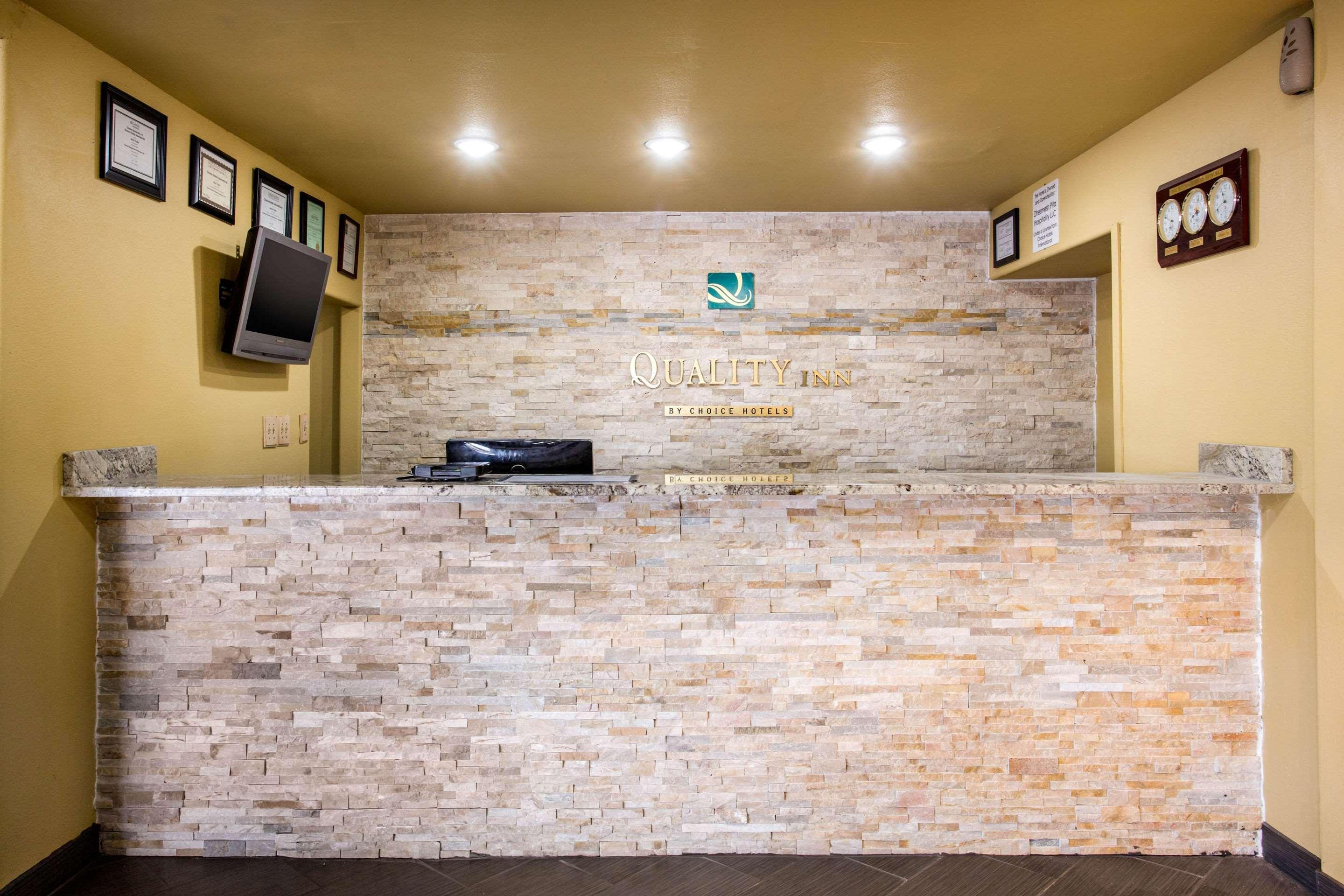 Quality Inn Stateline Wendover Exterior photo
